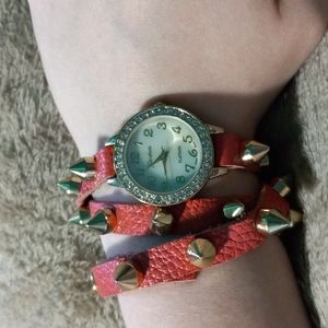 Beautiful working Clock bracelet/necklace